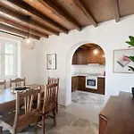 House In Pleiades Mykonos Town