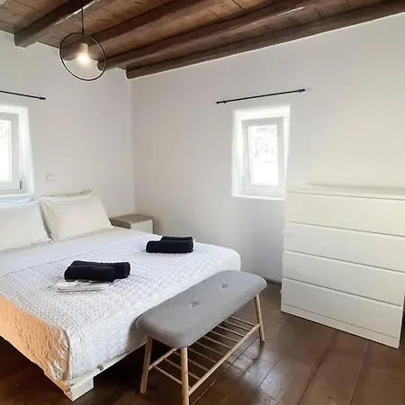 Appartement House In Pleiades *